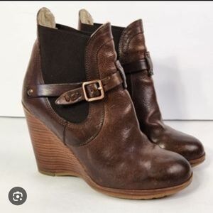 UGG EMALIE STOUT WATERPROOF LEATHER ANKLE WEDGE BOOT US 9.5